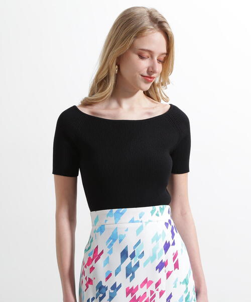 PINKY&DIANNE(ピンキーアンドダイアン)の「◆オフショルダーリブニット(ニット/セーター・レディース・ブラウン/ホワイト/ブラック・38)」の21枚目の写真