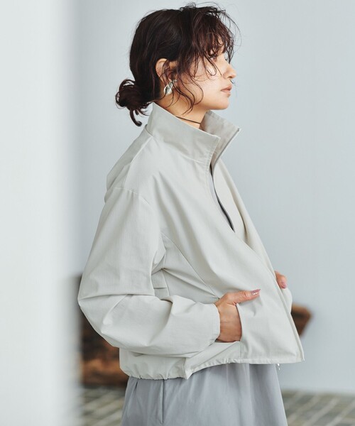ICB(アイシービー)の「アトラストリコット ブルゾン(ブルゾン・レディース・グレー系/ライトイエロー系・SMALL/MEDIUM/X-SMALL)」の2枚目の写真