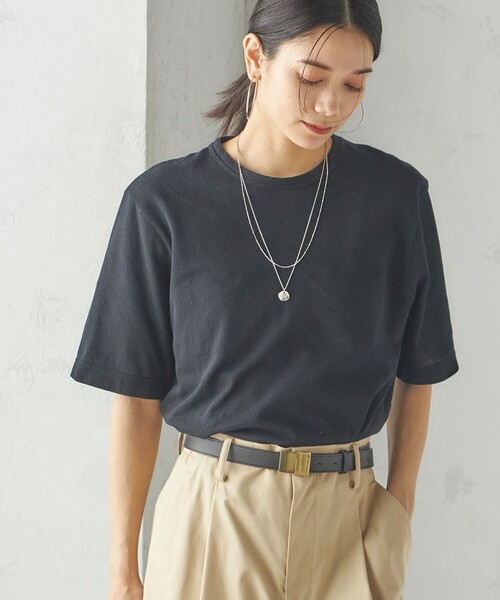 SHIPS(シップス)の「【SHIPS別注】V:room:コットン クレープ(Tシャツ/カットソー・レディース・ブラック/ホワイト系・ONE SIZE)」の1枚目の写真