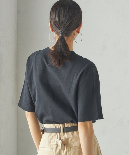 SHIPS(シップス)の「【SHIPS別注】V:room:コットン クレープ(Tシャツ/カットソー・レディース・ブラック/ホワイト系・ONE SIZE)」の22枚目の写真