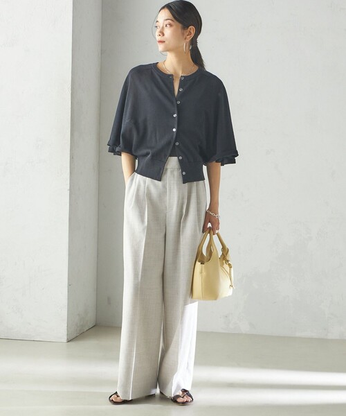 SHIPS(シップス)の「〈手洗い可能〉ホール ガーメント ケープ デザイン カーディガン(カーディガン/ボレロ・レディース・イエロー系/オフホワイト/ブラック・ONE SIZE)」の12枚目の写真