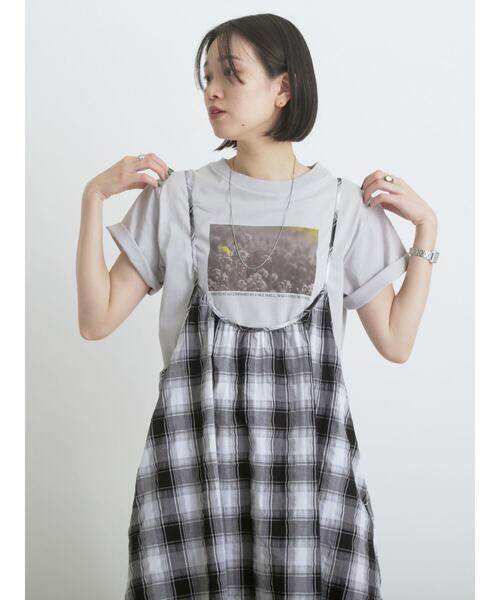 sm2rhythm（サマンサモスモスリズム）の「フォトプリントTシャツ(フラワー)（Tシャツ/カットソー・レディース・シルバーグレー/オフホワイト・F）」の2枚目の写真