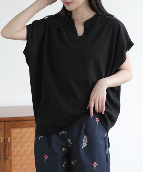 美品　Takeshi Kanda　定番人気　半袖　キーネック　トップス　すっきり takeshikanda