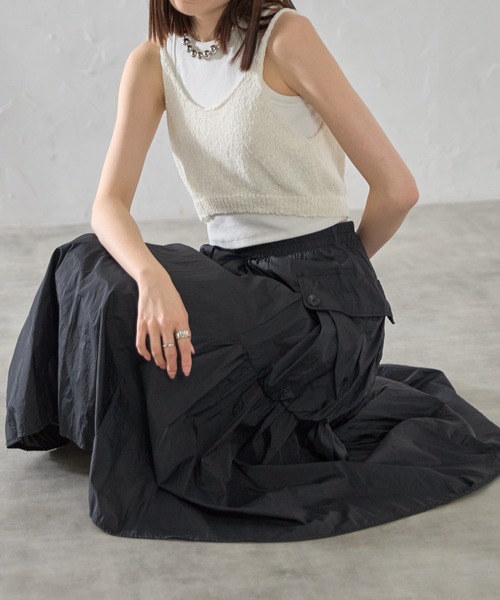 each(イーチ)の「サイドポケットナイロンミディスカート(スカート・レディース・グレー/ブラック/ライトグレー・FREE)」の4枚目の写真