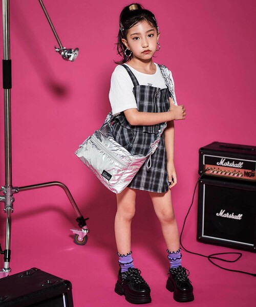 ZIDDY（ジディ）の「【 ニコ☆プチ 掲載 】ギャザーフリルショルダーバッグ（バックパック/リュック・キッズ・グレー/ブラック・FREE）」の6枚目の写真