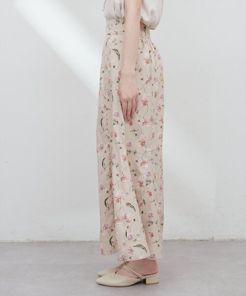 natural couture（ナチュラルクチュール）の「【WEB限定】花柄マーメイドスカート（スカート・レディース・ブラウン/ベージュ/グレー・FREE）」の14枚目の写真