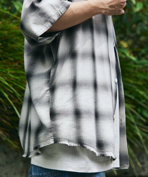 JOURNAL STANDARD relume（ジャーナルスタンダード　レリューム）の「レーヨン フリンジ 半袖チェックシャツ（シャツ/ブラウス・メンズ・グレー/サックスブルー/ブラック/レッド・LARGE/MEDIUM）」の12枚目の写真