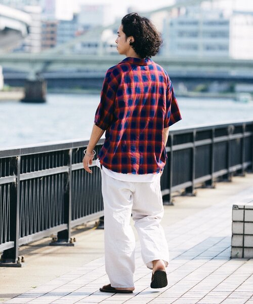 JOURNAL STANDARD relume（ジャーナルスタンダード　レリューム）の「レーヨン フリンジ 半袖チェックシャツ（シャツ/ブラウス・メンズ・グレー/サックスブルー/ブラック/レッド・LARGE/MEDIUM）」の19枚目の写真