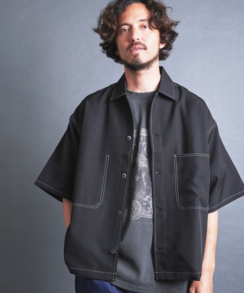 COMMON WARE（コモンウェアー）の「COMMONWARE:BIG SIZE STICHING SHIRTS/ビッグサイズ ステッチングシャツ（シャツ/ブラウス・メンズ・チャコールグレー/ブラック/ネイビー・M/L）」の2枚目の写真