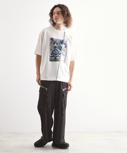 tk.TAKEO KIKUCHI（ティーケータケオキクチ）の「インバージョンフラワーカットソー（Tシャツ/カットソー・メンズ・ホワイト/ライトグレー/ブラック・01/02/03）」の5枚目の写真