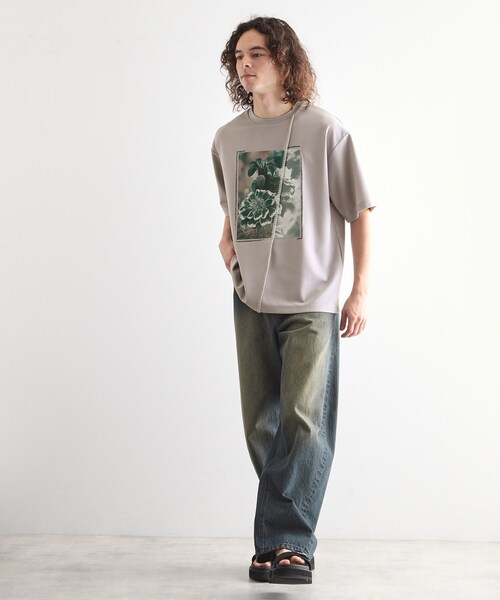 tk.TAKEO KIKUCHI（ティーケータケオキクチ）の「インバージョンフラワーカットソー（Tシャツ/カットソー・メンズ・ホワイト/ライトグレー/ブラック・01/02/03）」の9枚目の写真