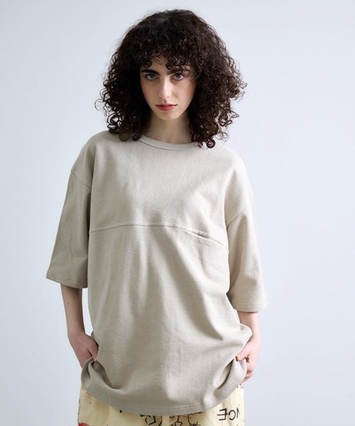 Revo.(レボ)の「Revo. カノコ裏毛 SS Tee(Tシャツ/カットソー・メンズ・ブラック/グレイッシュベージュ/グリーン/ホワイト・2/1)」の3枚目の写真