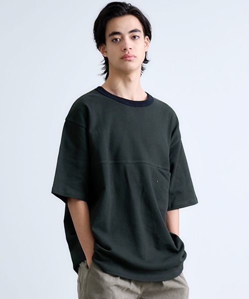 Revo.(レボ)の「Revo. カノコ裏毛 SS Tee(Tシャツ/カットソー・メンズ・ブラック/グレイッシュベージュ/グリーン/ホワイト・2/1)」の6枚目の写真
