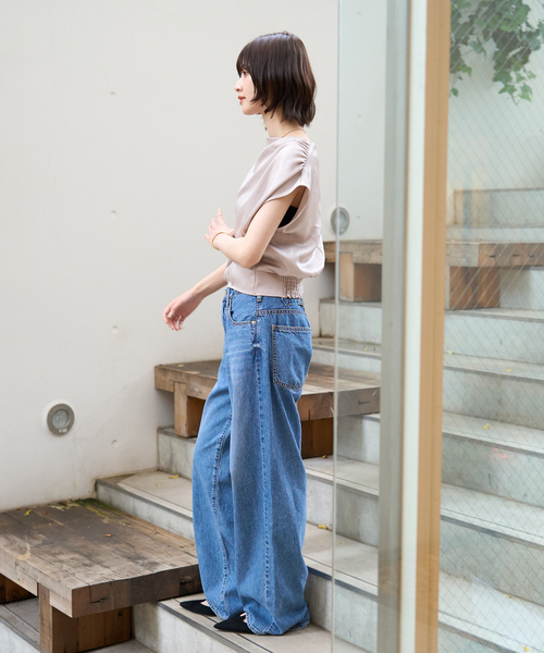 EMMA ROUGE VIF(エマルージュヴィフ)の「【一部店舗限定】アシメドレープブラウス(シャツ/ブラウス・レディース・オフホワイト/グレイッシュベージュ・フリー)」の15枚目の写真