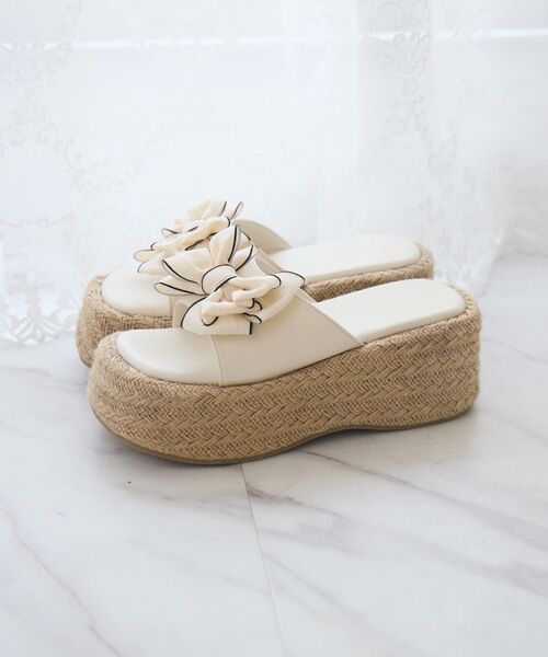 ems excite（エムズエキサイト）の「リボンジュートサンダル（サンダル・レディース・ブラック/オフホワイト/シルバー・MEDIUM/LARGE）」の14枚目の写真