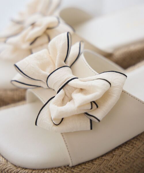 ems excite（エムズエキサイト）の「リボンジュートサンダル（サンダル・レディース・ブラック/オフホワイト/シルバー・MEDIUM/LARGE）」の15枚目の写真