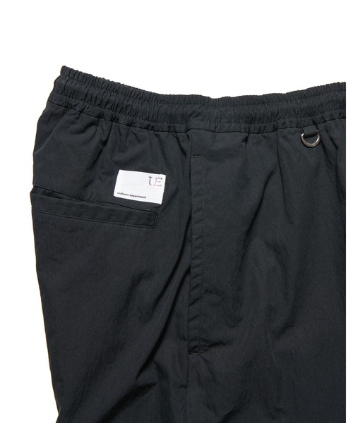 uniform experiment(ユニフォームエクスペリメント)の「LOOSE-FIT JOGGER PANTS(その他パンツ・メンズ・カーキ/ブラック・4/3/2/1)」の11枚目の写真