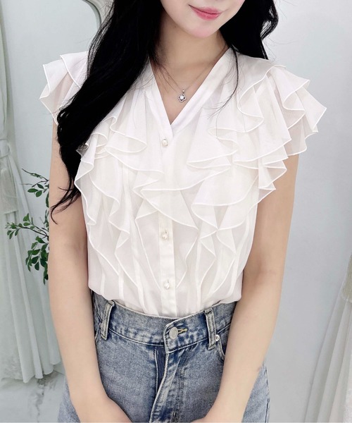 INGNI(イング)の「フリルシアーノースリブラウス/A(シャツ/ブラウス・レディース・ピンク/サックスブルー/ブラック/オフホワイト・M)」の5枚目の写真