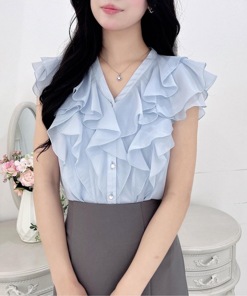 INGNI(イング)の「フリルシアーノースリブラウス/A(シャツ/ブラウス・レディース・ピンク/サックスブルー/ブラック/オフホワイト・M)」の17枚目の写真