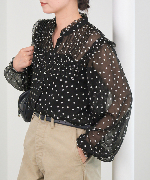 IENA（イエナ）の「《WEB限定/追加2》楊柳フリルピンタックブラウス（シャツ/ブラウス・レディース・ブラック・FREE）」の6枚目の写真