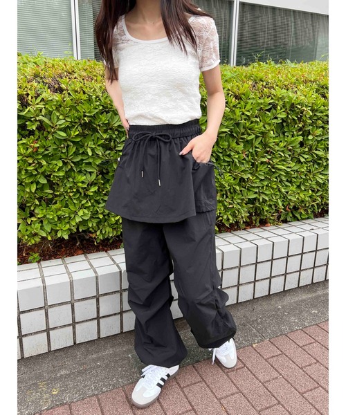 WC（ダブル シー）の「スカートドッキングナイロンパンツ（その他パンツ・レディース・チャコールグレー/ブラック・FREE）」の5枚目の写真