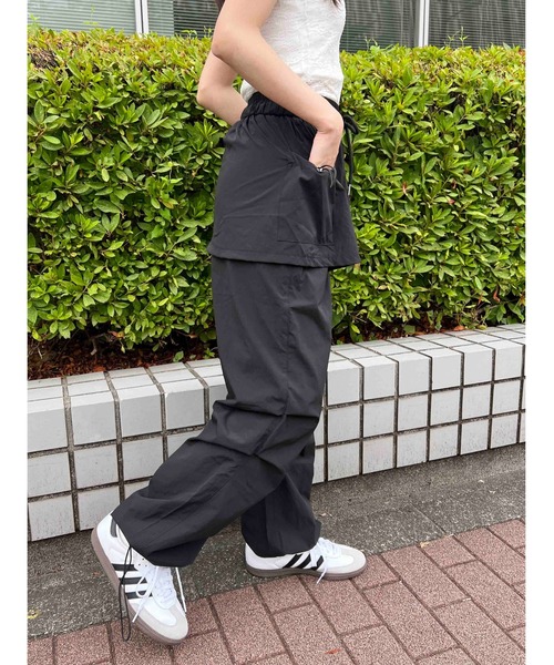 WC（ダブル シー）の「スカートドッキングナイロンパンツ（その他パンツ・レディース・チャコールグレー/ブラック・FREE）」の7枚目の写真