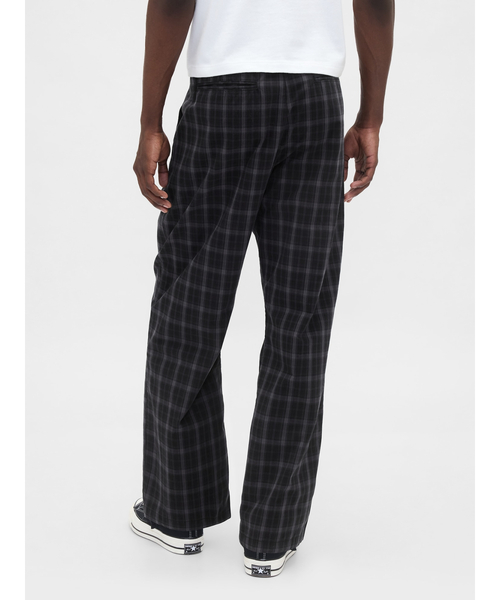 GAP（ギャップ）の「プレイド タック入りパンツ（その他パンツ・メンズ・ホワイト系その他/カーキ/ブラック・XS/S/M/L/XL）」の5枚目の写真