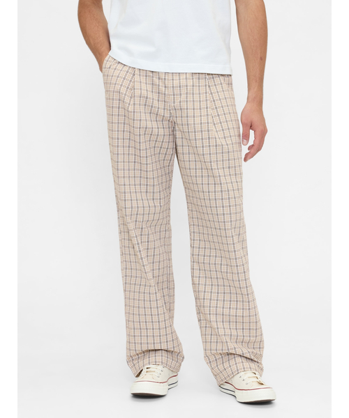 GAP（ギャップ）の「プレイド タック入りパンツ（その他パンツ・メンズ・ホワイト系その他/カーキ/ブラック・XS/S/M/L/XL）」の16枚目の写真