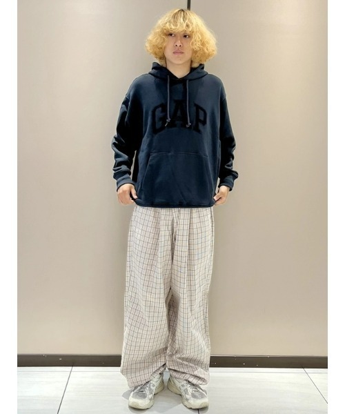 GAP（ギャップ）の「プレイド タック入りパンツ（その他パンツ・メンズ・ホワイト系その他/カーキ/ブラック・XS/S/M/L/XL）」の17枚目の写真