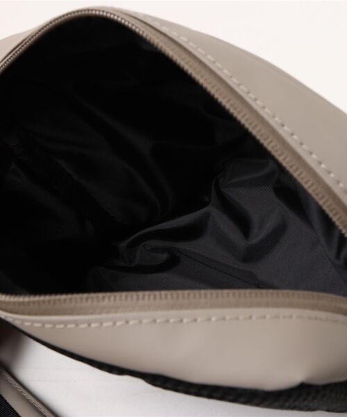 Timberland（ティンバーランド）の「ウェザーレディー クロスボディ バッグ（ショルダーバッグ・メンズ・ライトブラウン・FREE）」の4枚目の写真