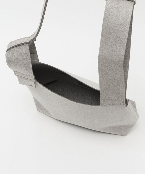 zattu(ザッツ)の「<zattu>CONCH/ショルダーバッグ(ショルダーバッグ・メンズ・グレー系/ブラック/イエロー・FREE)」の14枚目の写真