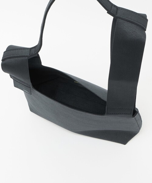 zattu(ザッツ)の「<zattu>CONCH/ショルダーバッグ(ショルダーバッグ・メンズ・グレー系/ブラック/イエロー・FREE)」の9枚目の写真