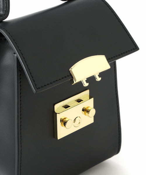 La TOTALITE(ラトータリテ)の「MILOS/ミロス ビット付きミニバッグ(ショルダーバッグ・レディース・ボルドー/ブラック・FREE)」の21枚目の写真