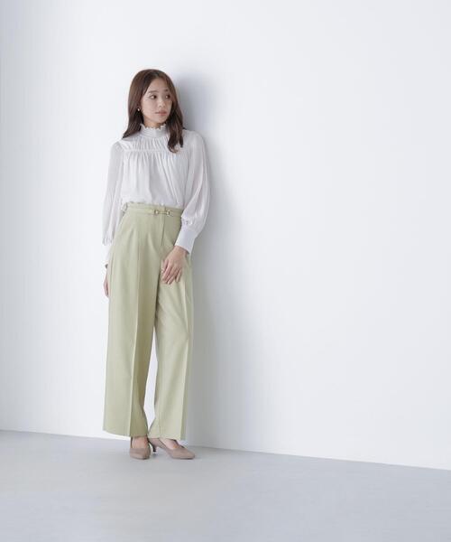 NATURAL BEAUTY BASIC（ナチュラルビューティーベーシック）の「◇ビットベルトワイドパンツ（その他パンツ・レディース・ネイビー/ライトグリーン/ベージュ・P/S/MEDIUM/SMALL）」の2枚目の写真
