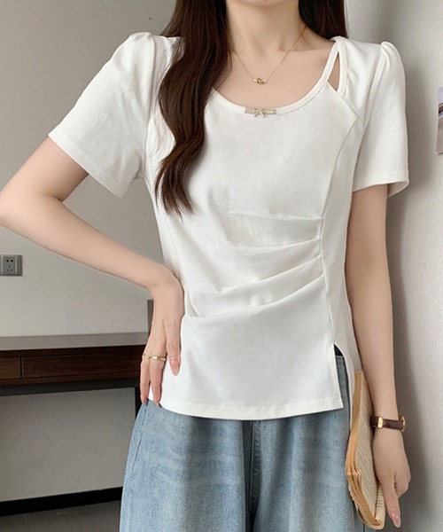 2ly2（トゥーリートゥー）の「ドレープ＆カットデザイントップス（Tシャツ/カットソー・レディース・ブルー/ホワイト/ブラック・FREE）」の3枚目の写真