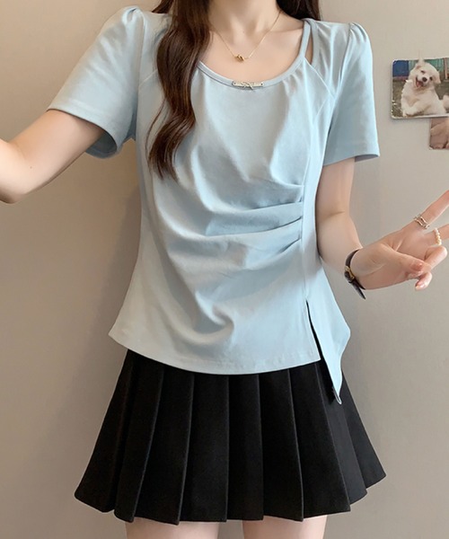 2ly2（トゥーリートゥー）の「ドレープ＆カットデザイントップス（Tシャツ/カットソー・レディース・ブルー/ホワイト/ブラック・FREE）」の7枚目の写真
