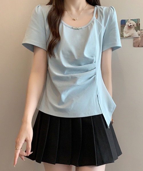 2ly2（トゥーリートゥー）の「ドレープ＆カットデザイントップス（Tシャツ/カットソー・レディース・ブルー/ホワイト/ブラック・FREE）」の8枚目の写真