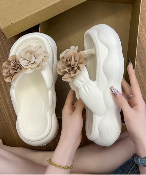 gossip!ロサンゼルス(ゴシップロサンゼルス)の「厚底サンダル リボン デザインミュールサンダル 美脚 夏 Y2K 水着OK(サンダル・レディース・ブラック・M/L/XL)」の9枚目の写真