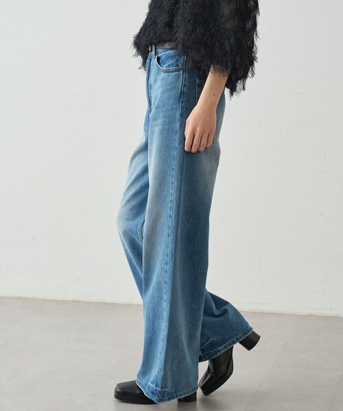 LOUNGEDRESS(ラウンジドレス)の「ハイウエストデニムパンツ(デニムパンツ・レディース・ブルー・SMALL/MEDIUM)」の12枚目の写真