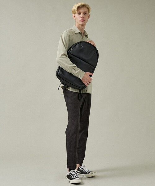 ABAHOUSE（アバハウス）の「【WEB別注】シボレザー スマートリュック / バックパック / 15.0インチPC対応 / A4サイズ対応可能（バックパック/リュック・メンズ・ネイビー/ブラック/グレー・フリー）」の17枚目の写真