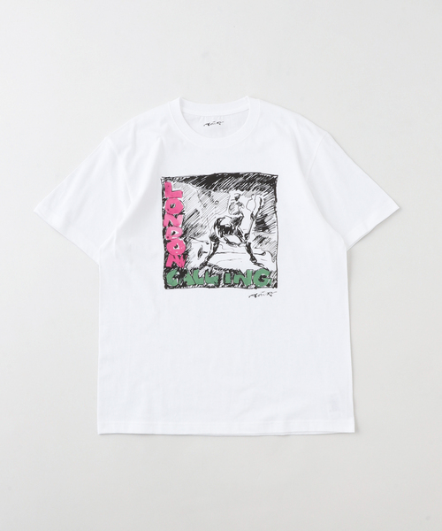 EDIFICE（エディフィス）の「RAYLOWRT(レイローリー) × THE CLASH(ザ・クラッシュ) Tシャツ（Tシャツ/カットソー・メンズ・ホワイト/ホワイト系その他/ブラック系その他/ブラック・X-LARGE/LARGE/MEDIUM）」の3枚目の写真