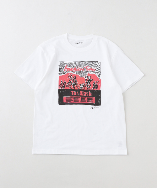 EDIFICE（エディフィス）の「RAYLOWRT(レイローリー) × THE CLASH(ザ・クラッシュ) Tシャツ（Tシャツ/カットソー・メンズ・ホワイト/ホワイト系その他/ブラック系その他/ブラック・X-LARGE/LARGE/MEDIUM）」の2枚目の写真