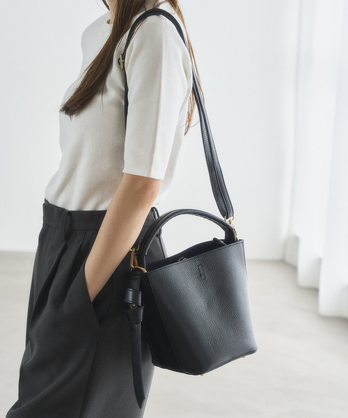 LE TALON（ルタロン）の「MILOS/ミロス S COMBI 2WAYBAG（ハンドバッグ・レディース・ベージュ/ブラック/チャコールグレー・FREE）」の2枚目の写真