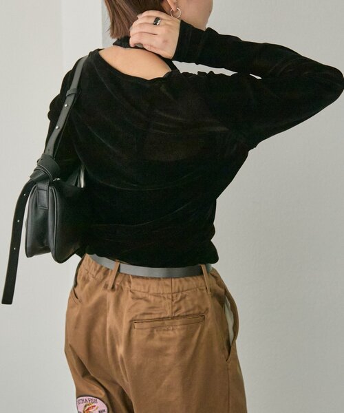 ear PAPILLONNER（イアパピヨネ）の「シアーベロアトップス【SUM1 STYLE(スミスタイル)】（Tシャツ/カットソー・レディース・ブラック/ベージュ・FREE）」の18枚目の写真