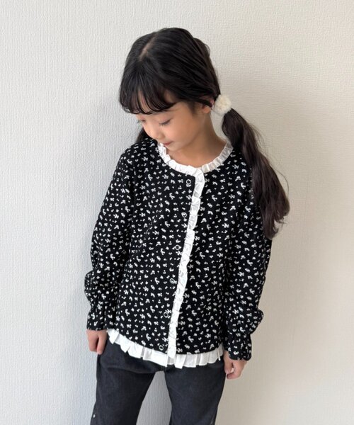 CIAOPANIC TYPY(チャオパニックティピー)の「【WEB限定】【KIDS】フラワープリントフリルワッフルスナップカーデ(カーディガン/ボレロ・キッズ・グレー/ブラック/アイボリー・150/130/110)」の13枚目の写真