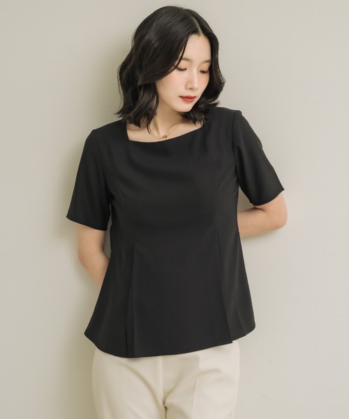 NEUNA(ヌナ)の「【着るだけでシルエット美人◎】スクエアペプラム(Tシャツ/カットソー・レディース・アイボリー/ブラック・FREE)」の19枚目の写真