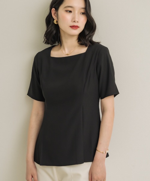 NEUNA(ヌナ)の「【着るだけでシルエット美人◎】スクエアペプラム(Tシャツ/カットソー・レディース・アイボリー/ブラック・FREE)」の11枚目の写真