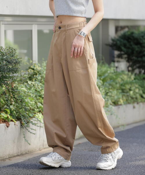 GUNG HO（ガンホー）の「〈フリーズマート別注〉GUNG HO ミリタリーバレルパンツ【低身長サイズ有】（その他パンツ・レディース・ベージュ/カーキ・SMALL/X-SMALL/MEDIUM）」の2枚目の写真