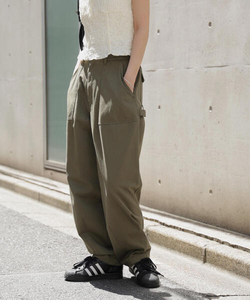 GUNG HO（ガンホー）の「〈フリーズマート別注〉GUNG HO ミリタリーバレルパンツ【低身長サイズ有】（その他パンツ・レディース・ベージュ/カーキ・SMALL/X-SMALL/MEDIUM）」の19枚目の写真