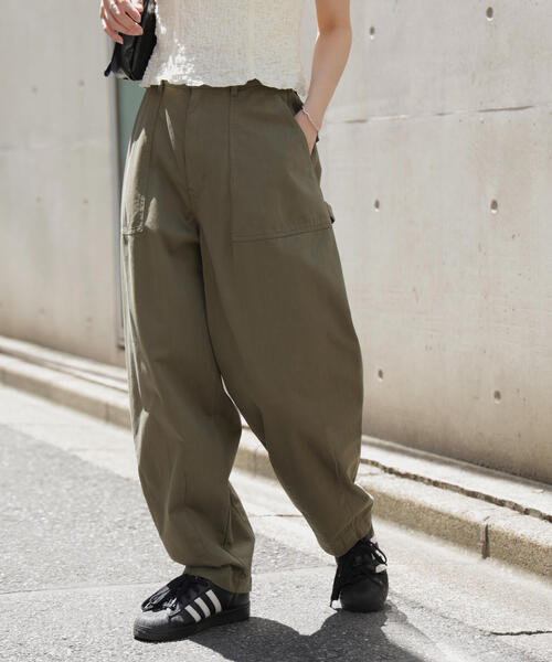 GUNG HO（ガンホー）の「〈フリーズマート別注〉GUNG HO ミリタリーバレルパンツ【低身長サイズ有】（その他パンツ・レディース・ベージュ/カーキ・SMALL/X-SMALL/MEDIUM）」の20枚目の写真